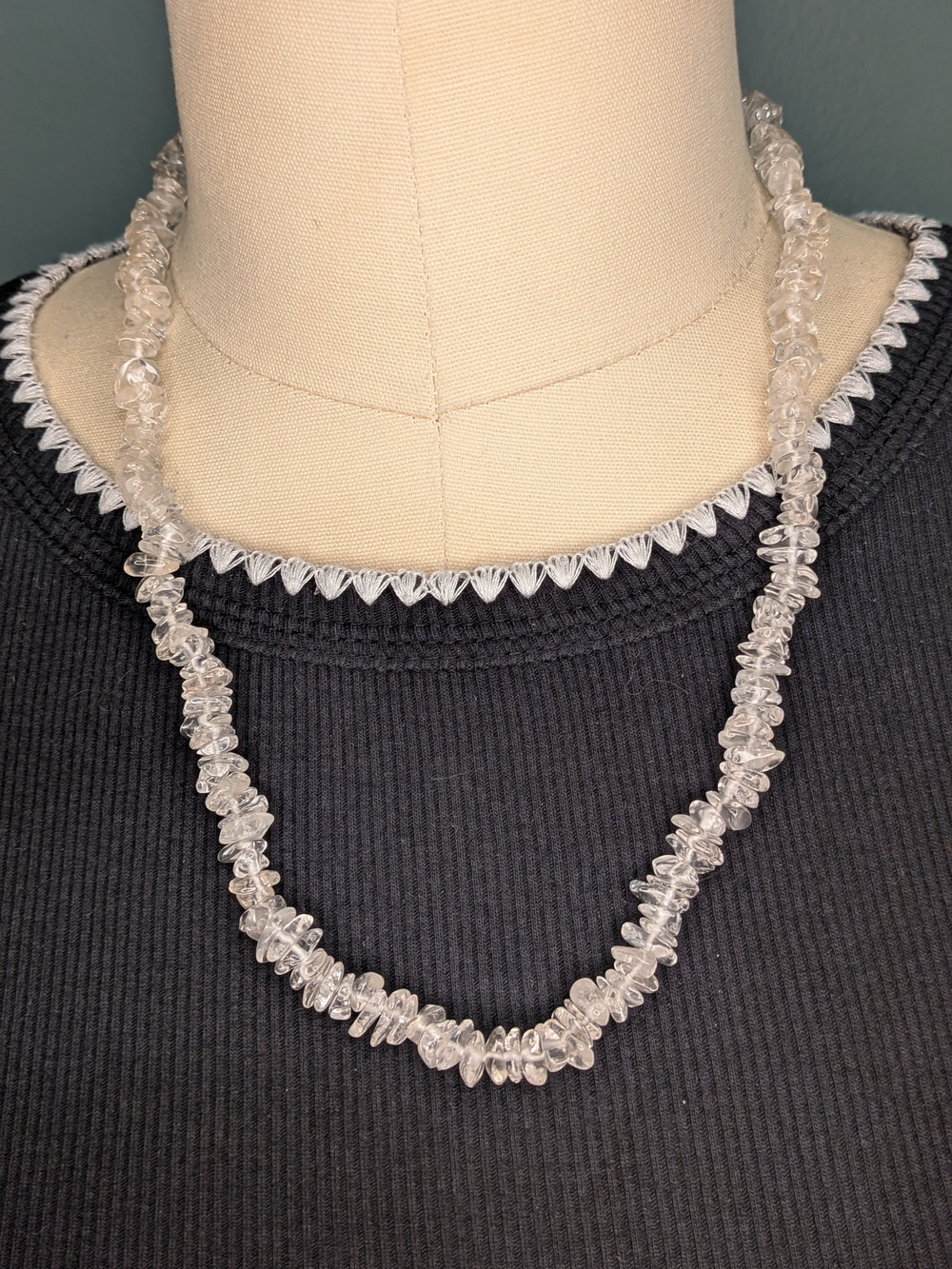 Natural Genuine Clear Quartz Gemstone Chip Bead Strand Necklace Barrel Clasp